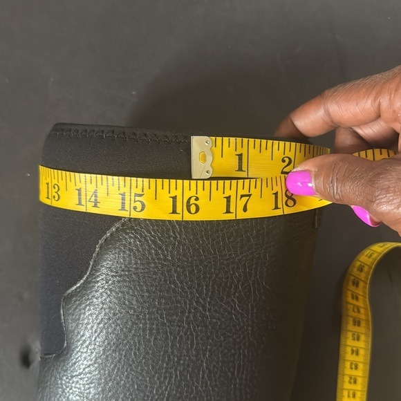 Bogs Women’s  Waterproof Boots - Picture 13 of 17